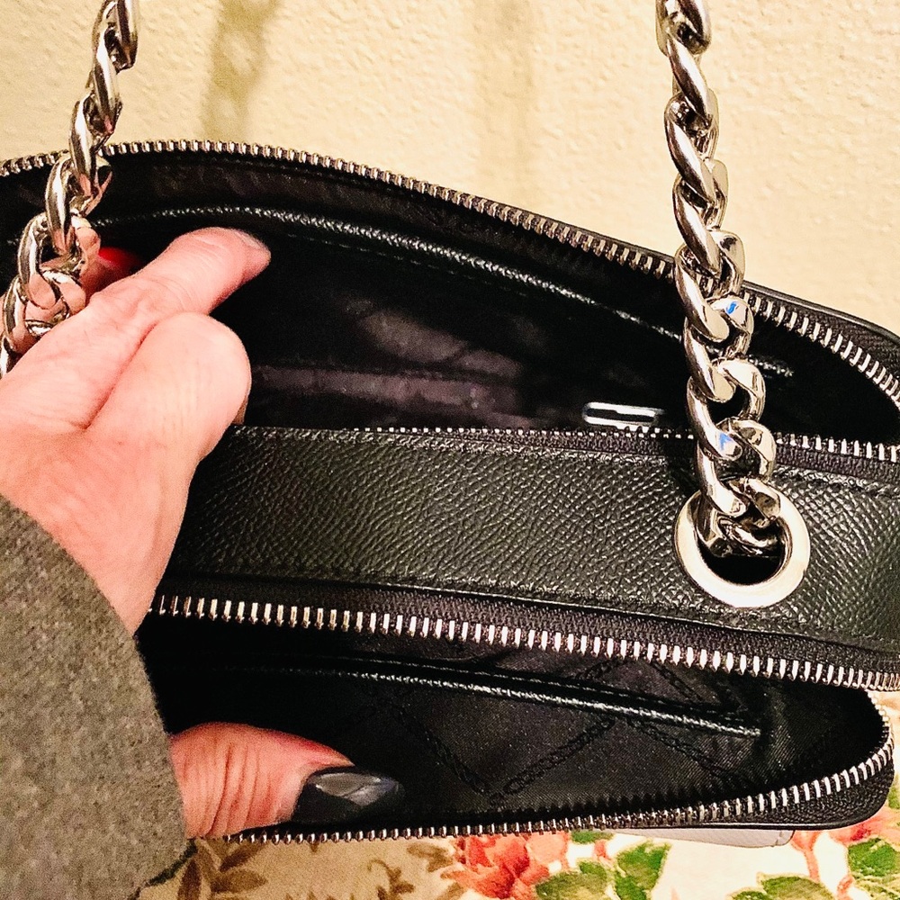 Michael Kors handbag - Picture 2 of 4
